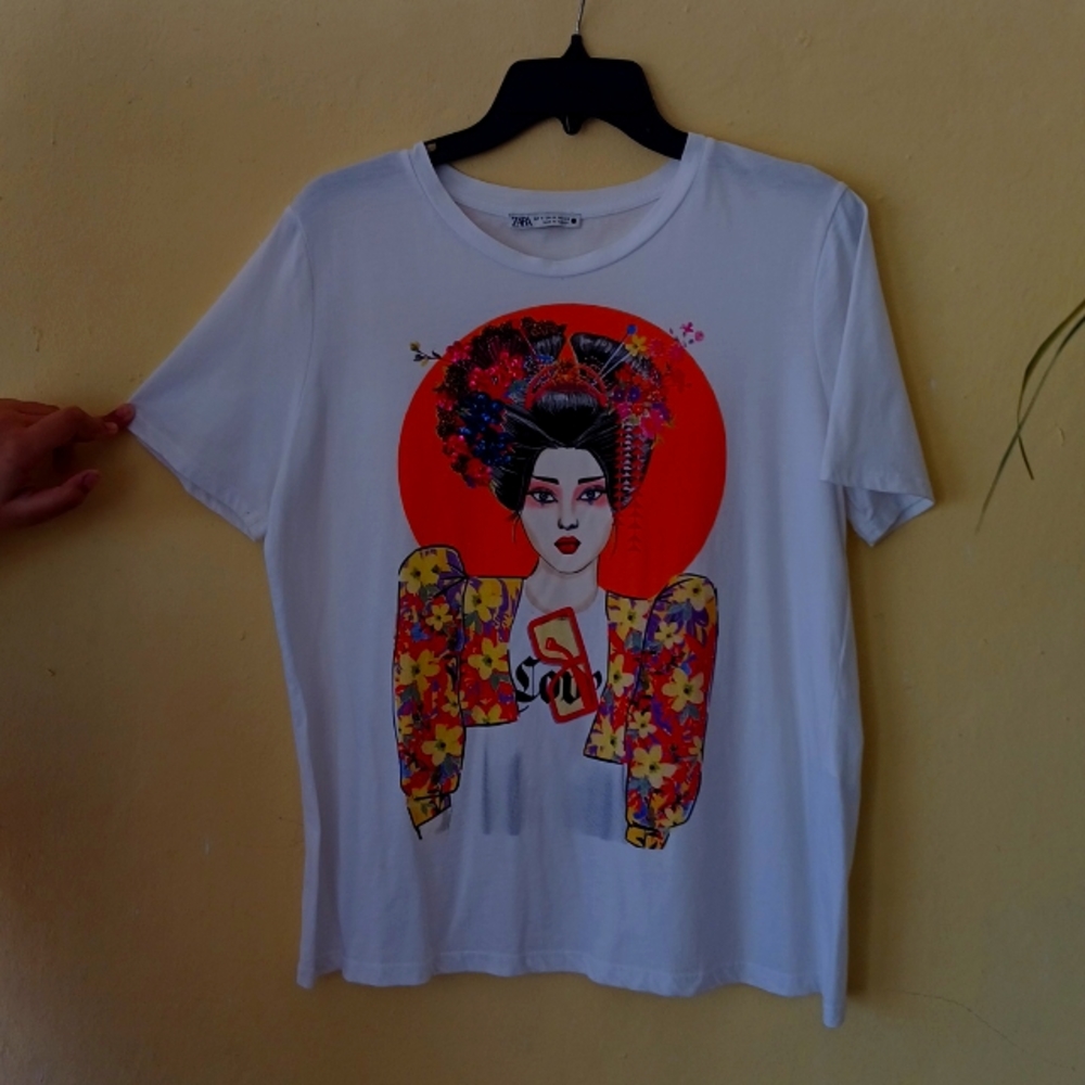 Zara Tee